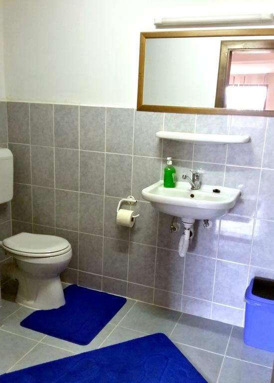 Zárug Vendégház Lăzarea Extérieur photo